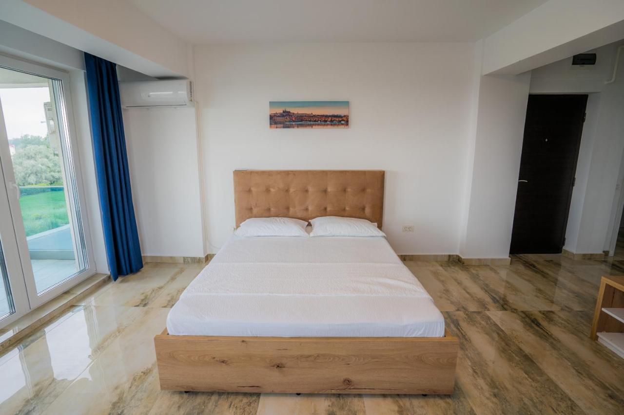 Home For Four Năvodari Kültér fotó